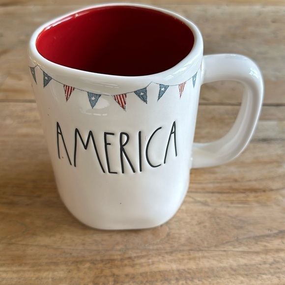 Rae Dunn “AMERICA” Coffee Mug - Picture 1 of 7
